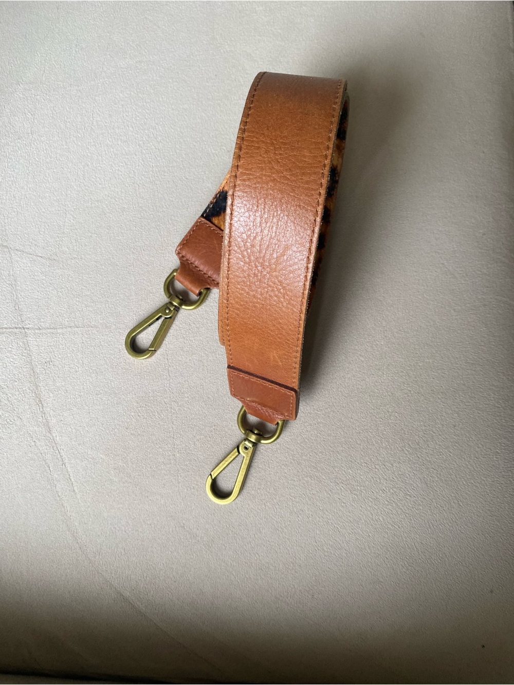 Reversible Leopard Print Leather Bag Strap - Picture 4 of 4